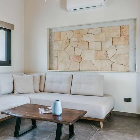 Alexander Willa Lakíthra